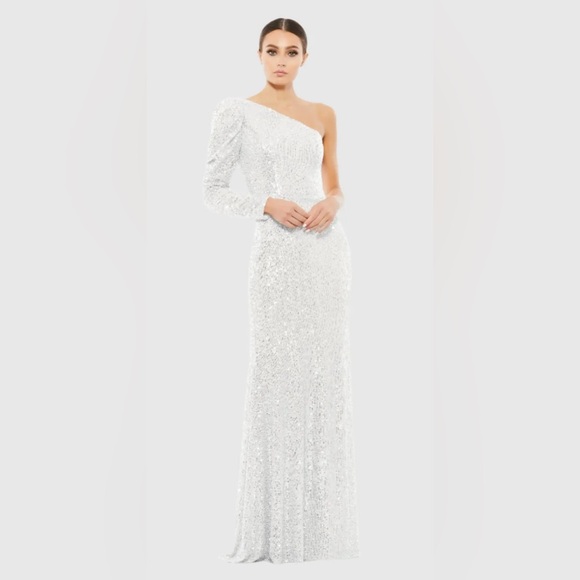 Ieena For Mac Duggal Dresses & Skirts - *SPRING SALE* NWT IEENA For MAC DUGGAL SZ 6 White Long Single Puff Sleeve #26591